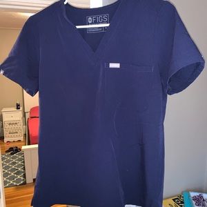 Figs navy blue one pocket top size small